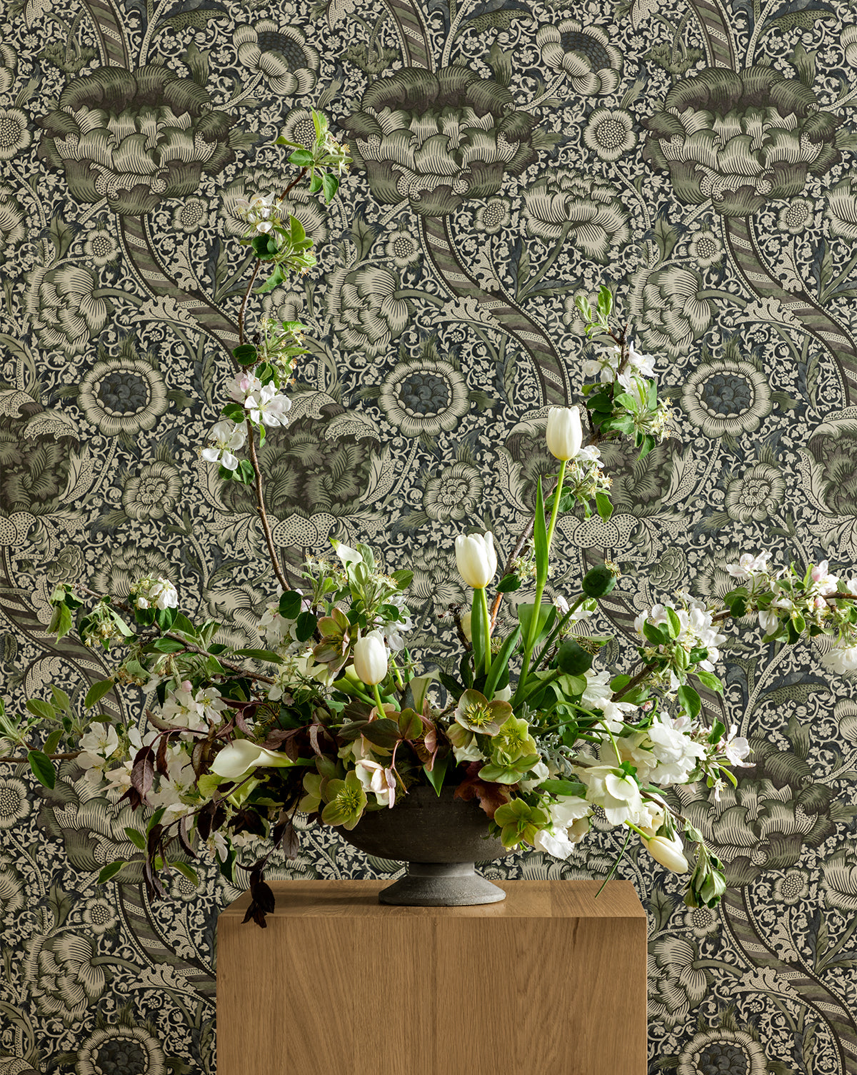 Morris & Co. x Vendixs Wandle Wallpaper