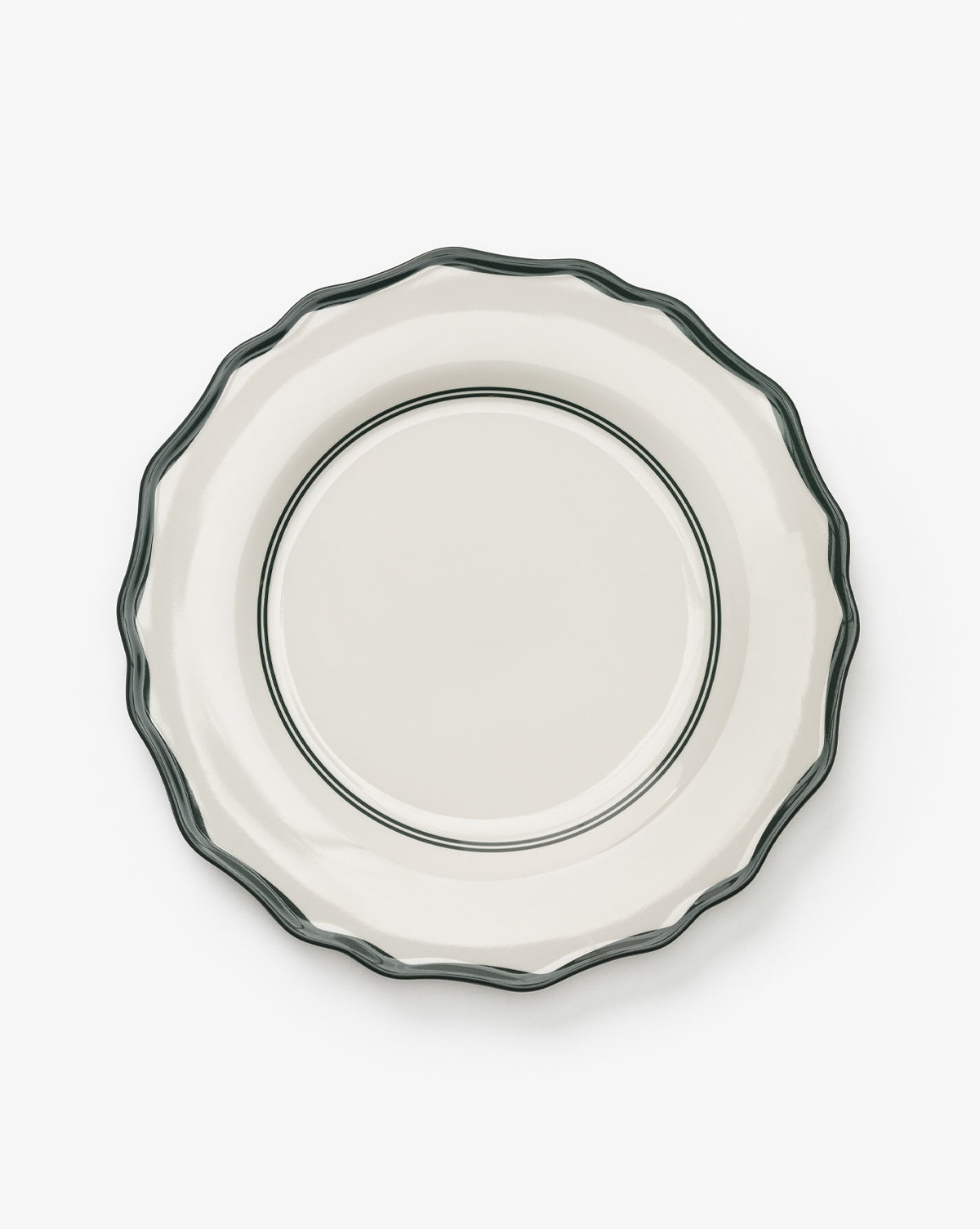 Vendixs melamine plates for outdoor dining. 
