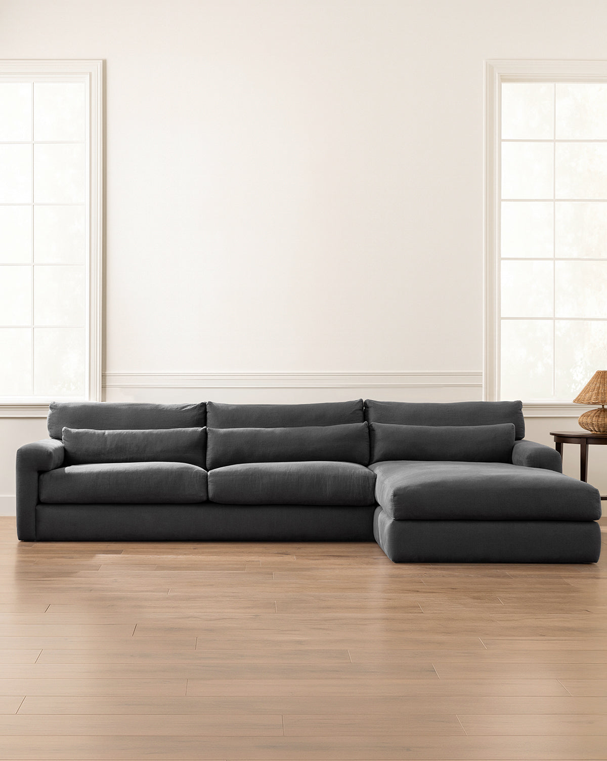 Beckstead Chaise Sectional 128