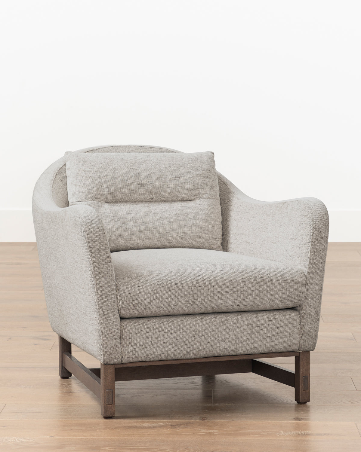 Vendixs modern accent chair in coastal living room