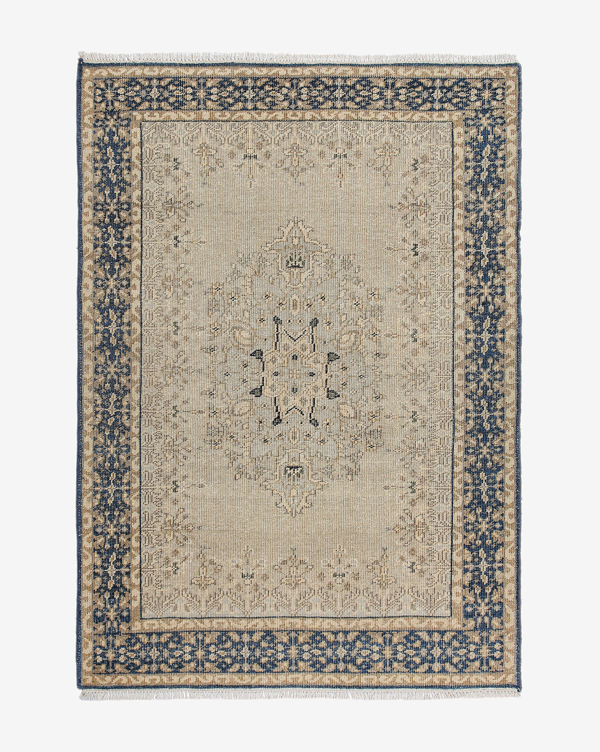 Vendixs hand knotted 100% wool vintage rug.
