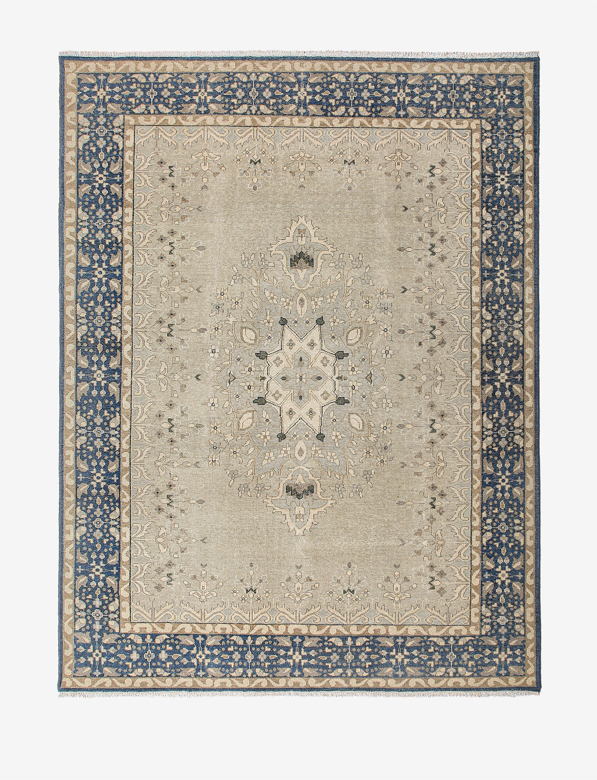 Vendixs hand knotted 100% wool vintage rug.