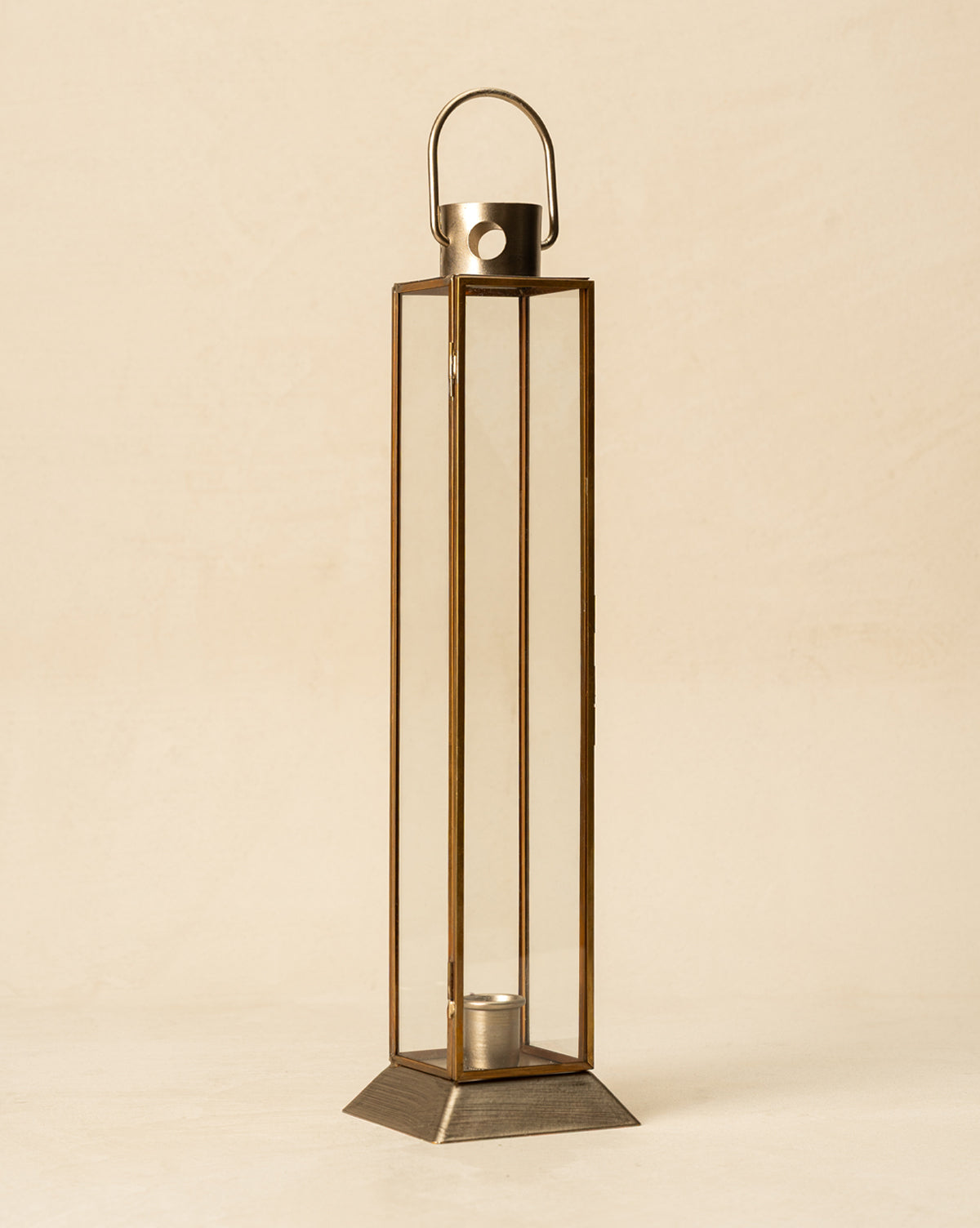 Shown on a light beige surface with a matching background, by Vendixs