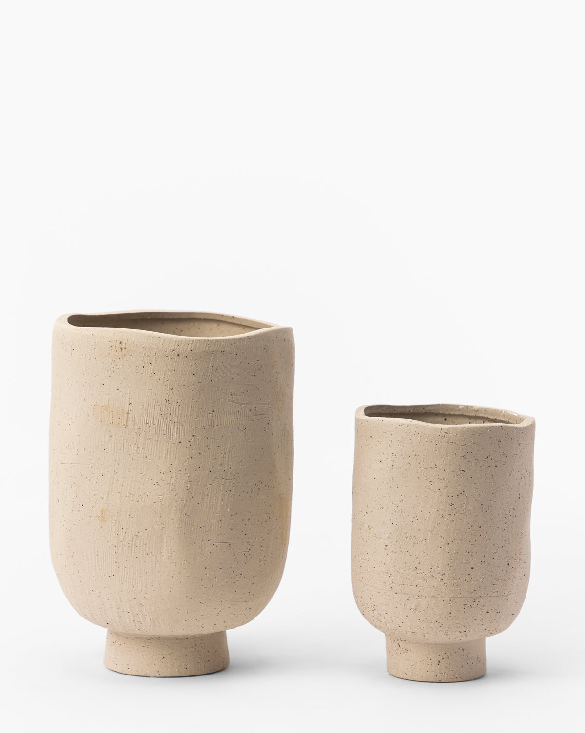 Gray Speckled Planter with artisan ceramic texture, shown in both small and large sizes, from Vendixs