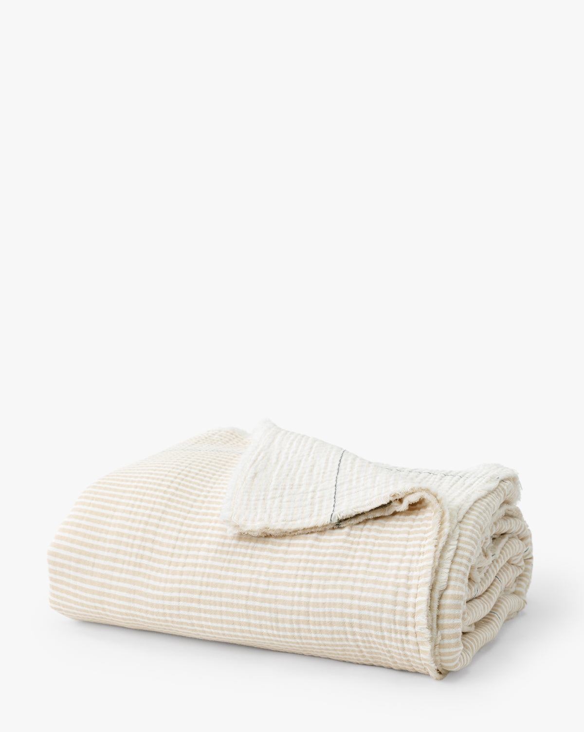 Vendixs lightweight 100% cotton coverlet.