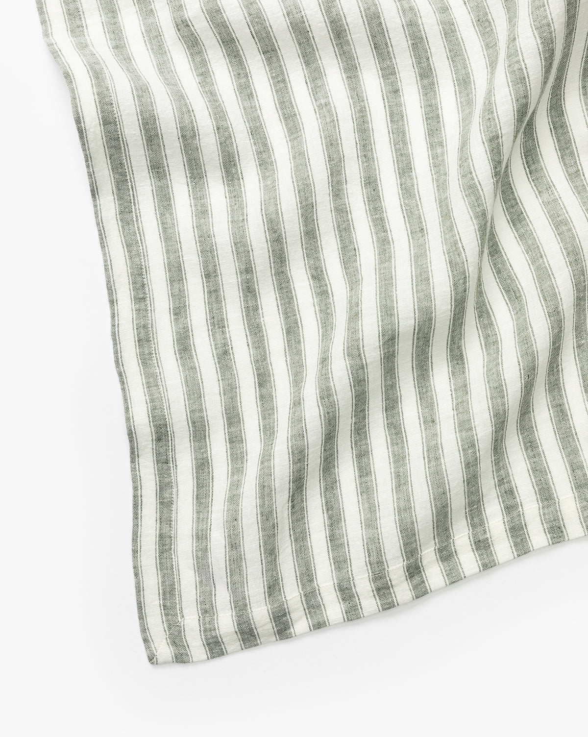 100% linen green and white striped tablecloth design for indoors or outdoors from Vendixs