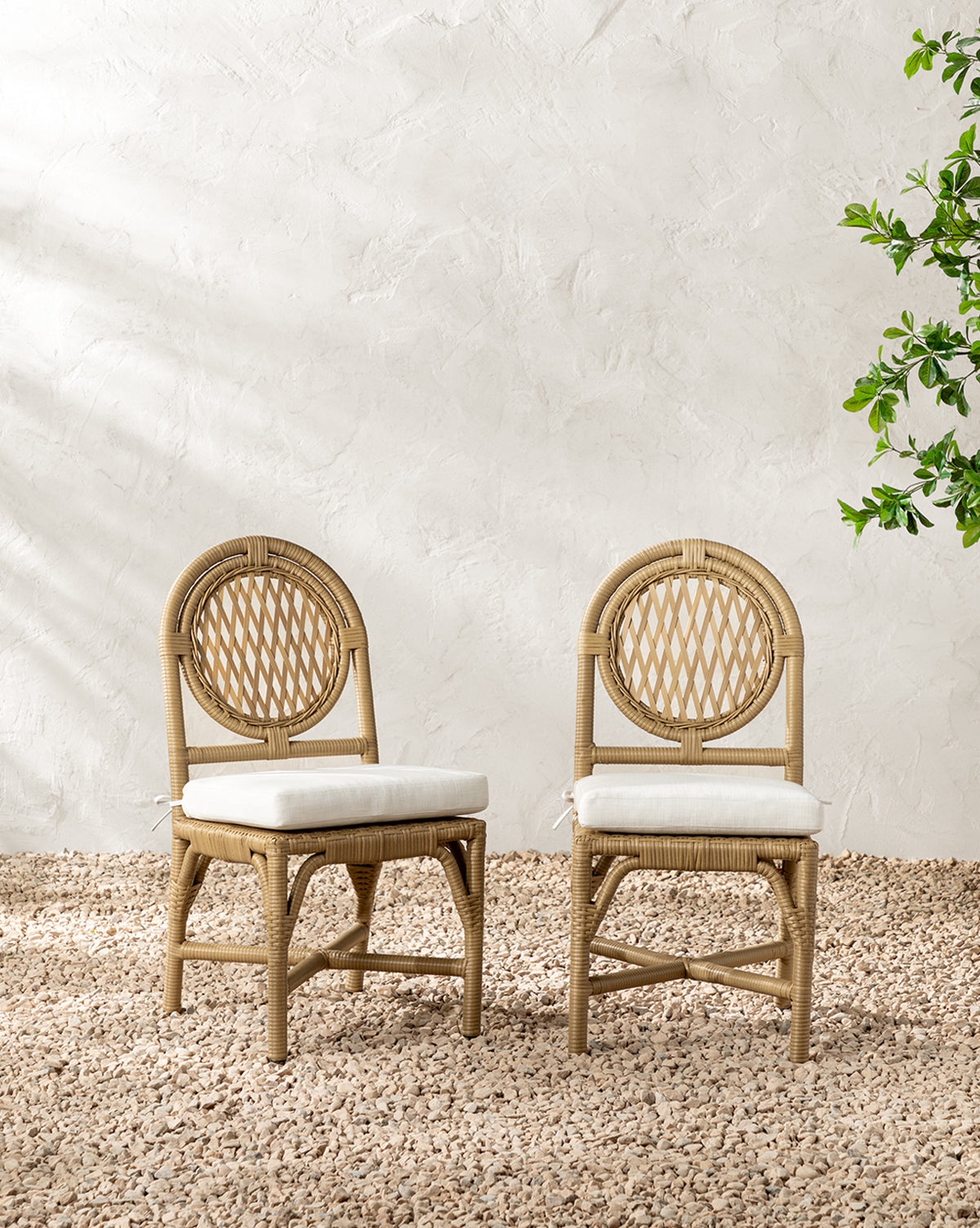 Vendixs wicker outdoor dining chairs. 