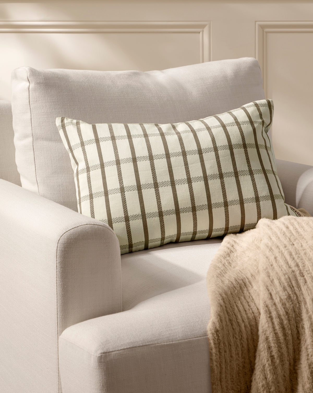 Thisbe Pillow