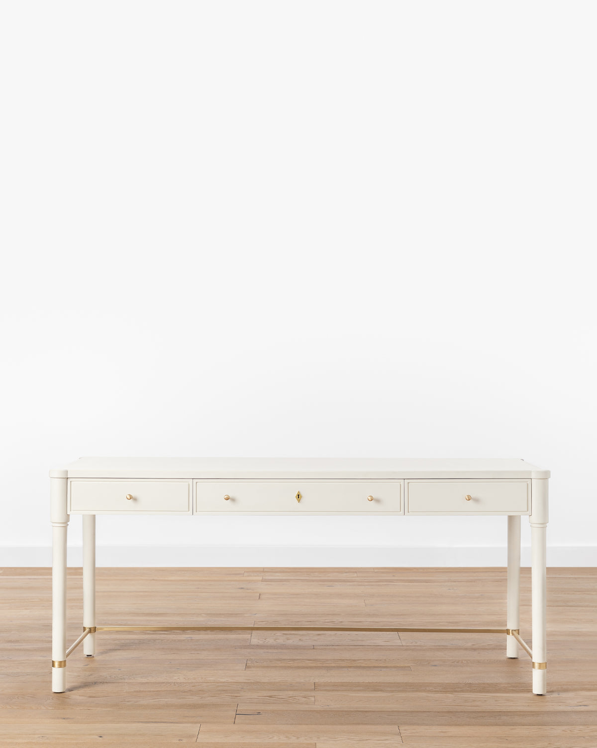 Oak desk at Vendixs