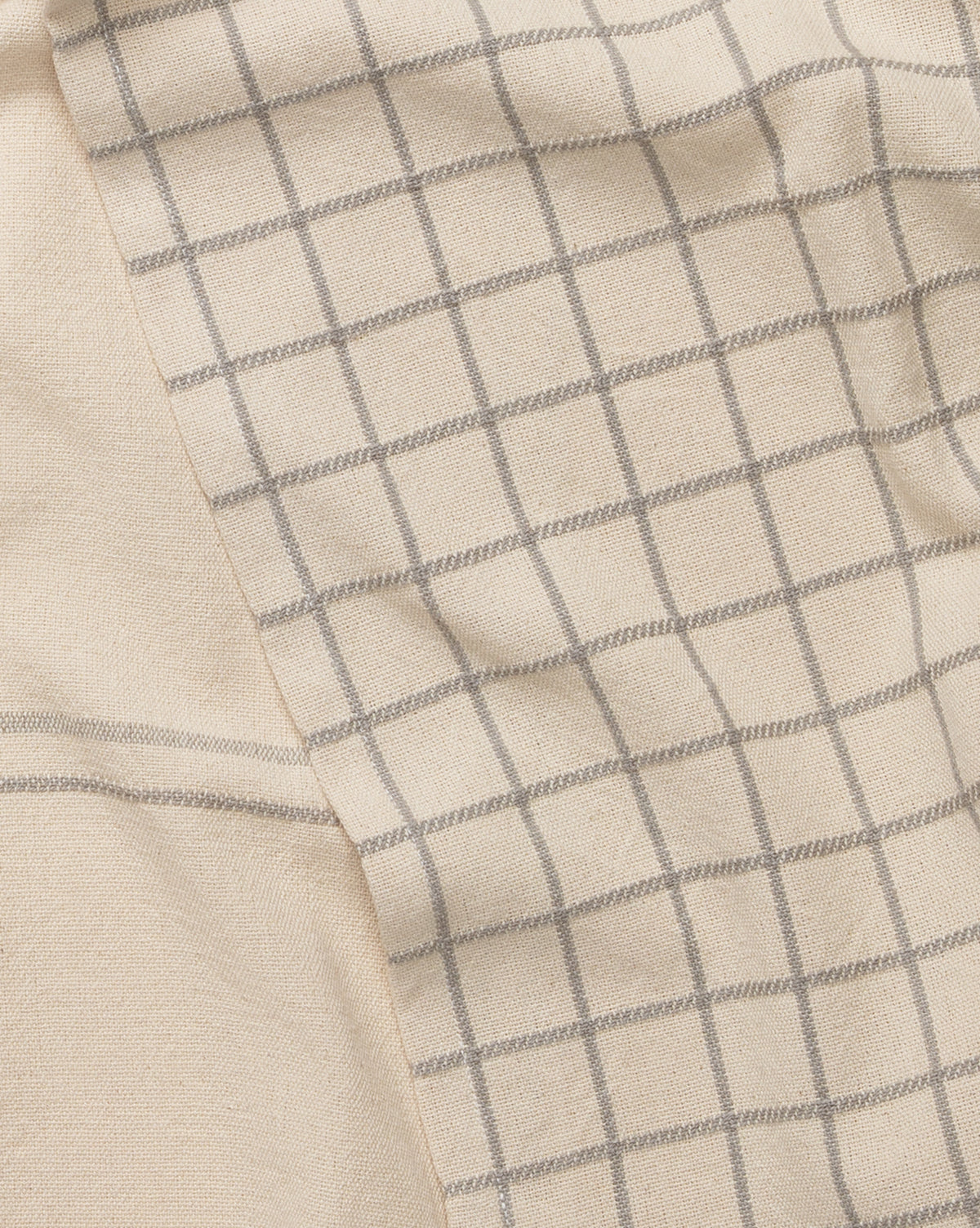 Made from soft, slightly wrinkled cotton, they add charm and style to any kitchen decor, by Vendixs
