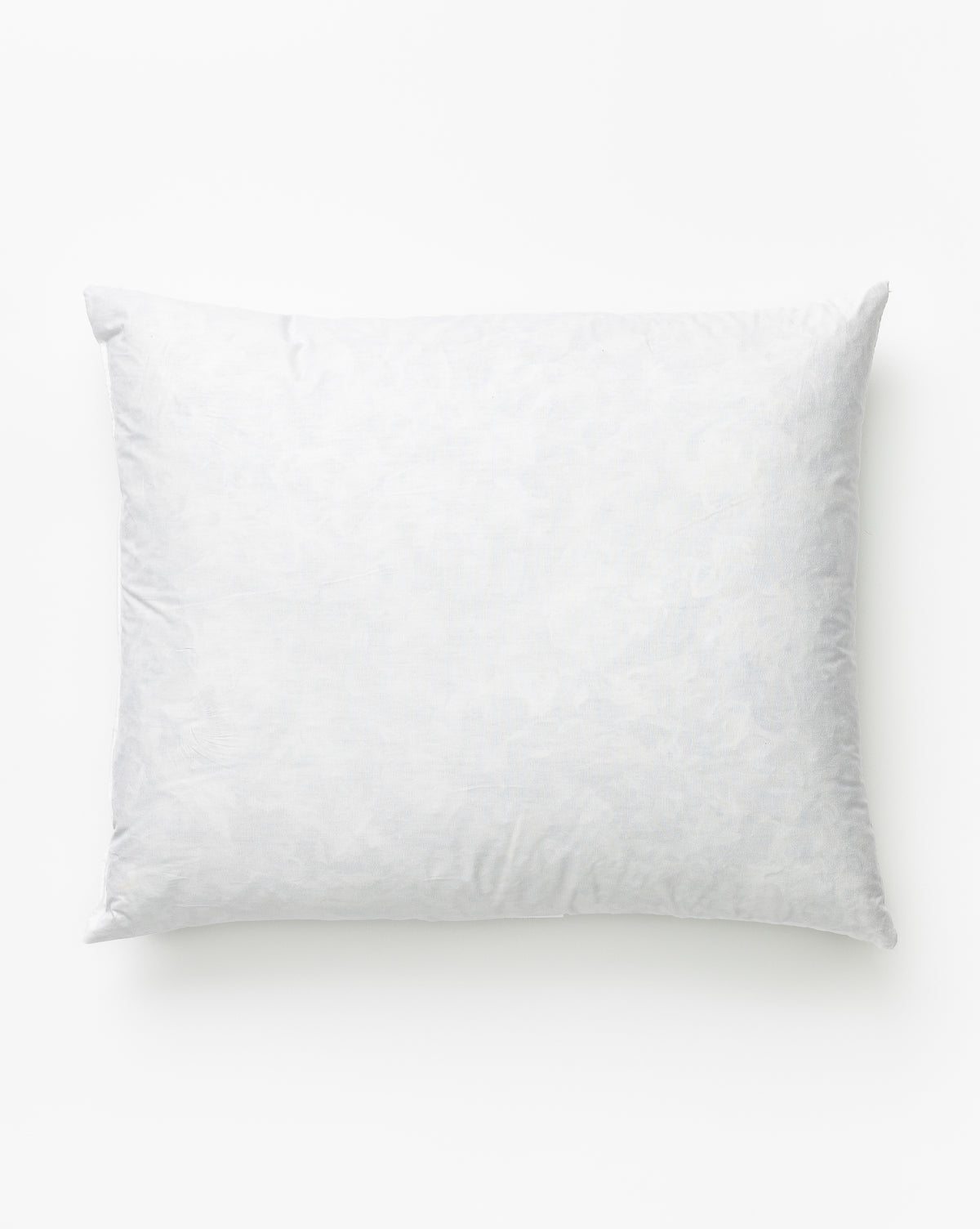 18x18 square pillow insert with perfect chop and plush fill from Vendixs